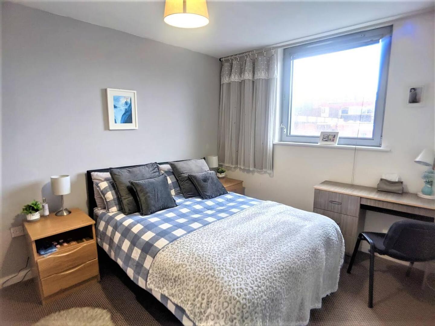 Lovely Guest Rooms In City Centre Liverpool Bagian luar foto