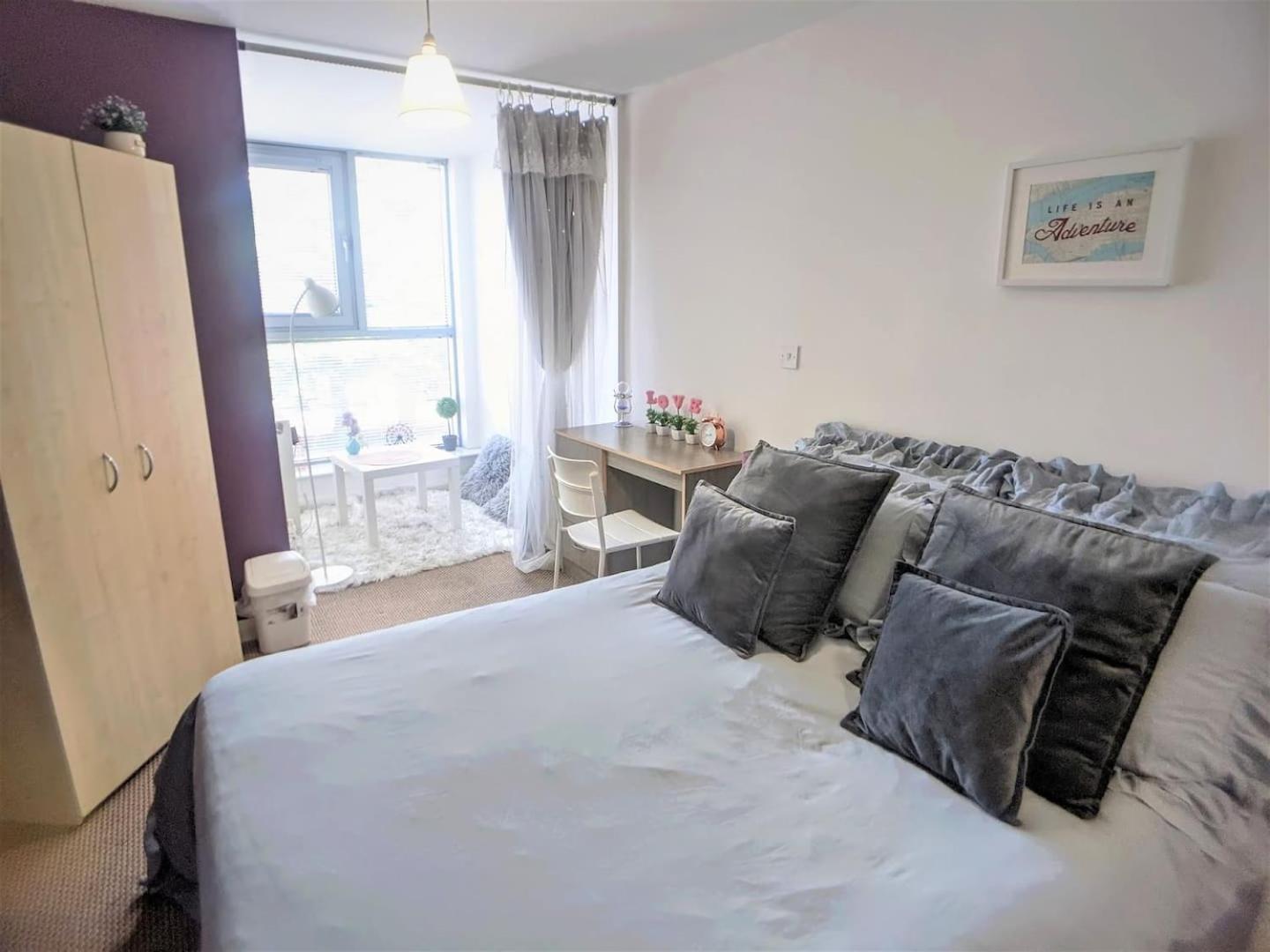 Lovely Guest Rooms In City Centre Liverpool Bagian luar foto